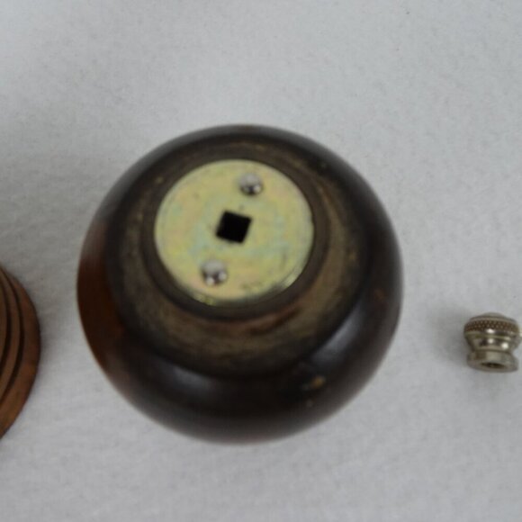 Woodcrest By Styson Wooden Salt Shaker Pepper Grinder 10 Inches MCM Vintage - Picture 16 of 16